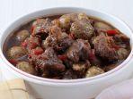 semur-daging-kentang-mini-olahan-daging-lezat-untuk-menu-makan-malam-nanti.jpg