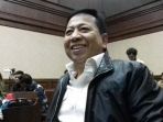 setya-novanto-hadir-di-pengadilan-tipikor_20180918_232114.jpg