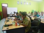 suasana-rapat-persiapan-kemah-rohis_20181017_142120.jpg