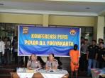 teror-jogja_20160504_103548.jpg