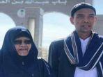 ustadz-abdul-somad-dan-hajah-rohana.jpg