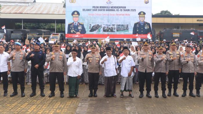 Ribuan Santri Long March ke Polda Bengkulu, Peringati Hari Santri dengan Semangat Sentot Alibasyah