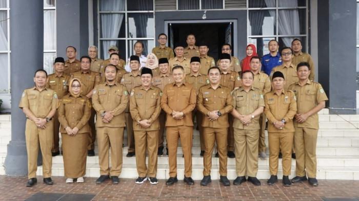 Hendri Donal Pensiun, Bupati Rachmat Riyanto Segera Tetapkan Plt Sekda