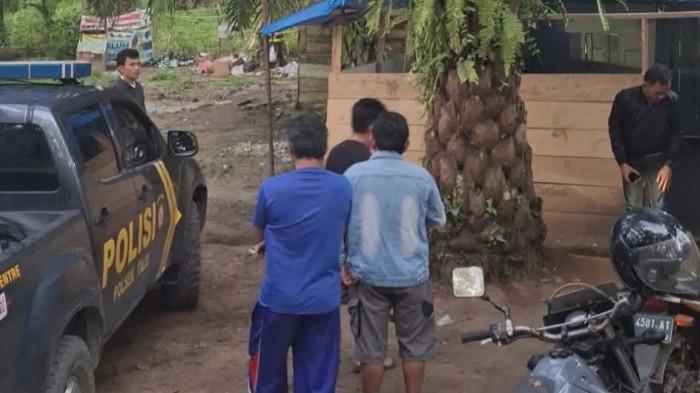 MENINGGAL DUNIA: Pelajar SMA meninggal dunia di warung remang-remang di Desa Tebat Sibuk, Minggu dinihari 15 Maret 2026. Foto Polres Seluma dan Polsek Talo saat melakukan olah TKP Minggu pagi 15 Maret 2026