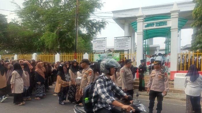 700 Santri di Bengkulu Ziarah ke Makam Sentot Alibasyah, Polisi Beri Pengamanan