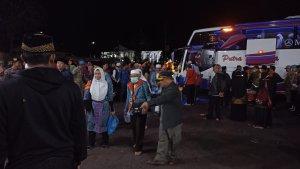 106-Jamaah-haji-kelompok-terbang-8-tiba-di-Kabupaten-Kepahiang.jpg