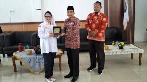 Anggota-DPD-RI-Destita-Khairilisani-Serap-Aspirasi-di-Bengkulu-Tengah-Bahas-MBG.jpg