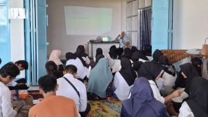 Antisipasi-Keracunan-Dua-Dapur-MBG-di-Bengkulu-Tengah-Ikuti-Pelatihan-Penjamah-Makanan.jpg