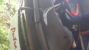 Bus-bernomor-polisi-BD-7633-CZ-tujuan-Solo-Bengkulu-tiba-tiba-oleng-dan-masuk-jurang.jpg