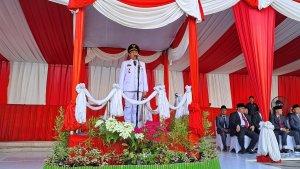 Dedy-Wahyudi-jadi-Inspektur-upacara-HUT-ke-304-Kota-Bengkulu.jpg