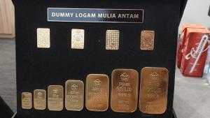 Emas-usb-Senin-27-Oktober.jpg