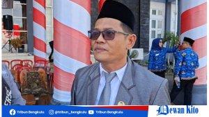 Fepi-Suheri-Ketua-DPRD-Benteng2810.jpg