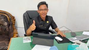 Kabid-Anggaran-Arif-Budiman-Pendapatan-Daerah.jpg