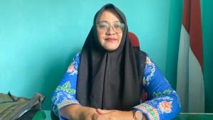 Kabid-kebersihan-DlHK-Bengkulu-Selatan-Yovi-Apriani-sampah-baru.jpg