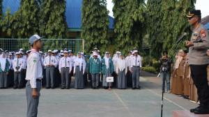 Kapolresta-di-SMKN-1-Bengkulu.jpg