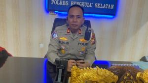Kasat-Lantas-Polres-Bengkulu-Selatan-Iptu-Muklis-Syayuti-kecelakaan-Selali.jpg