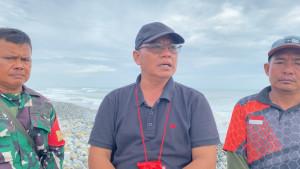 Kepala-Bidang-Kedaruratan-dan-Logistik-BPBD-Bengkulu-Selatan-Akisar-Diardi-pencarian-anak-hilang.jpg