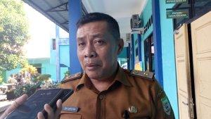 Kepala-SMAN-5-Kota-Bengkulu-Eka-Saputra.jpg