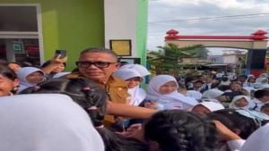 Kronologi-Kepsek-SMPN-1-Prabumulih-Dicopot-Usai-Tegur-Anak-Pejabat-Bawa-Mobil.jpg