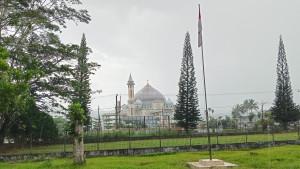 Masjid-Agung-Kepahiang-saat-hujan-lebat.jpg