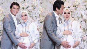 Momen-Syahrini-Gelar-Tasyakuran-7-Bulan-Kehamilan-di-Singapura-Jadi-Trending-X.jpg