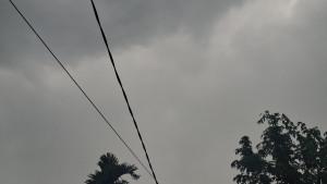 PRAKIRAAN-CUACA-KOTA-BENGKULU-13102025.jpg