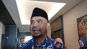Plt-kadis-dikbud-Rainer-Atu.jpg