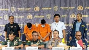 Polda-Metro-tangkap-dua-orang-tersangka-sindikat-penyelundupan-kendaraan-ke-Timor-Leste-34y.jpg