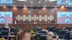 RAPAT-PARIPURNA-KUA-DAN-PPAS.jpg