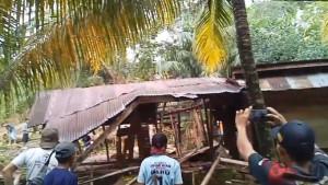 Pemerintah Mulai Rehab Rumah Tak Layak Huni Keluarga Balita Penderita Cacing Gelang di Seluma