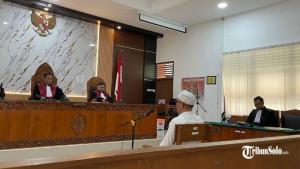 Sah-PENGGUGAT-Ijazah-Jokowi-Terbukti-Palsukan-Dokumen-Kini-Divonis-1-Tahun-6-Bulan.jpg