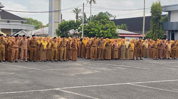 ASN-Pemrpov-Bengkulu-saat-Apel-Pagi.jpg