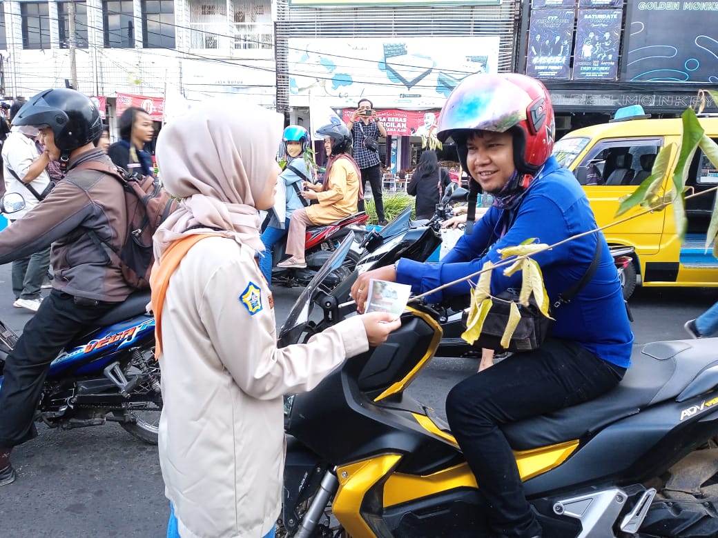 Hari Lingkungan Hidup 2023, Mapala di Kota Bengkulu Aksi Bagi-bagi Pohon Selamatkan Bumi