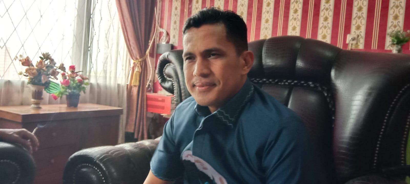 April-Yones-Ketua-DPRD-Seluma.jpg