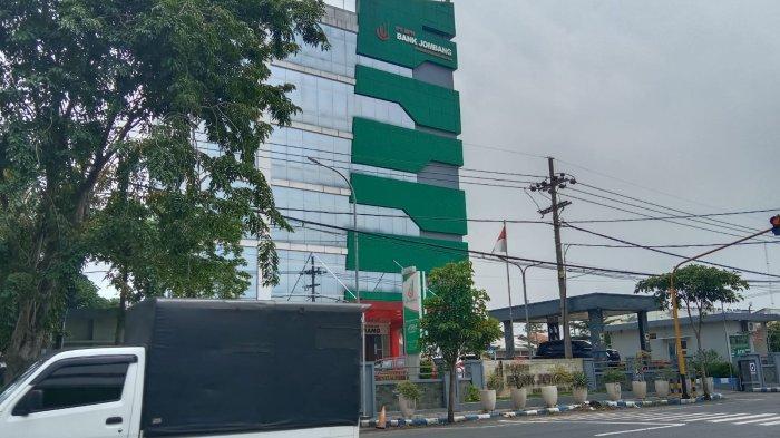 BANK-JOMBANG.jpg