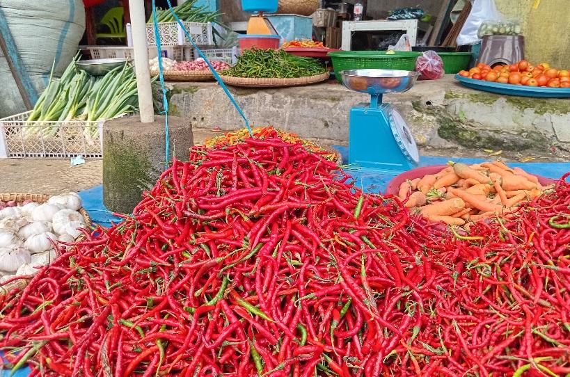 Cabai-merah-di-Pasar-Kepahiang-Bengkulu-harga-naik.jpg