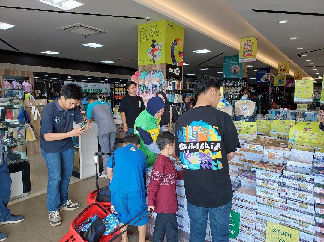 Gramedia-Yakesma-belanja.jpg