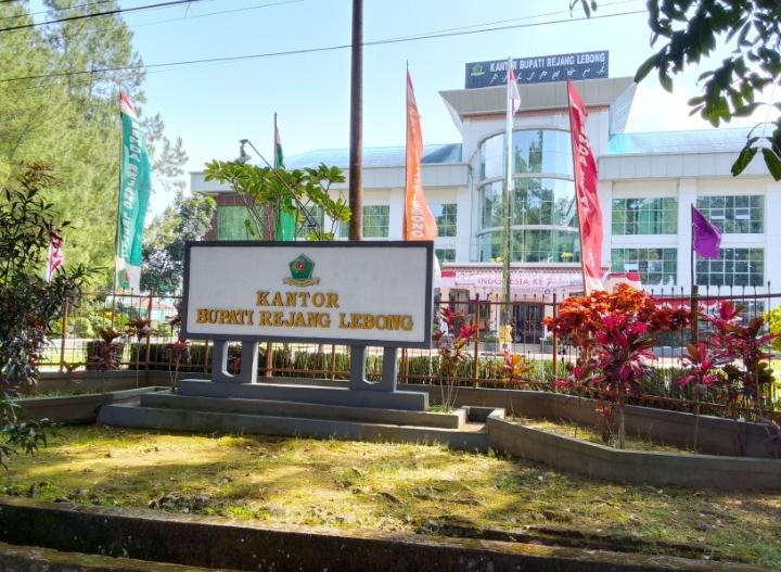 Kantor-bupati-RL-Baru.jpg