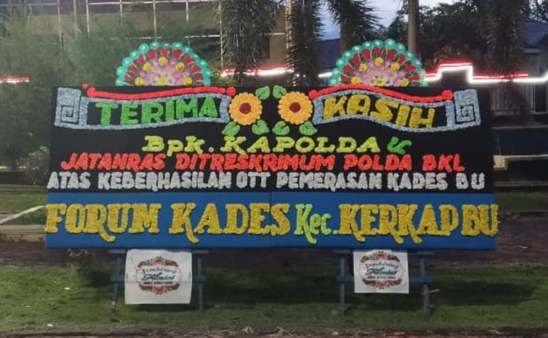 Karangan-bunga-kades.jpg