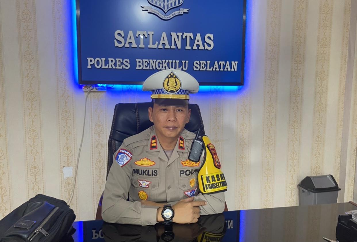 Kasatlantas-Polres-Bengkulu-Selatan-Iptu-Muklis.jpg