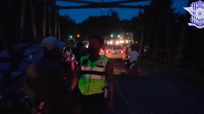 Truk Fuso Tabrak Tiga Mobil di Jalan Lintas Sumatera, Polisi : Tidak Ada Korban Jiwa