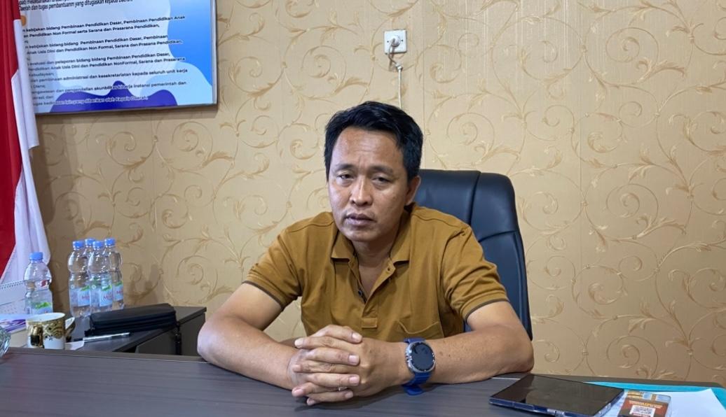 Kepala-Dikbud-Bengkulu-Selatan-Lusi-Wijaya-WFA.jpg