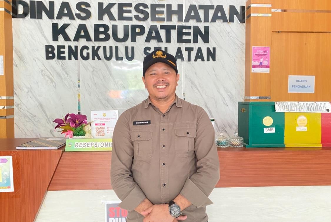 Kepala-Dinkes-BS-Didi-Ruslan-Jemput-sakit-pulang-sehat.jpg