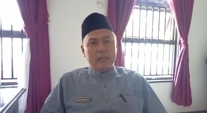 Kepala-Kesbangpol-selumaa.jpg