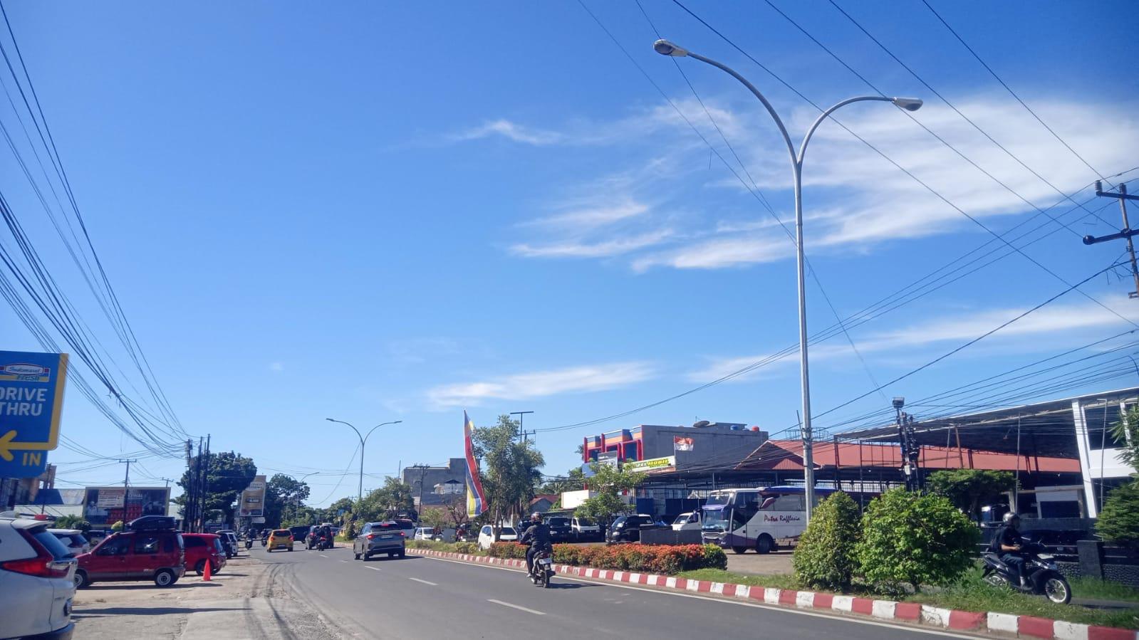 LAMPU-JALAN-KOTA-BENGKULU.jpg