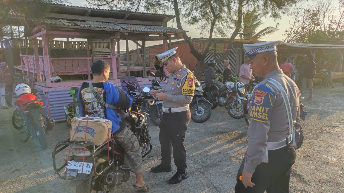 Ops-Patuh-Nala-2024-selama-9-hari-digelar-185-kendaraan-ditilang-dan-satu-meninggal-dunia.jpg