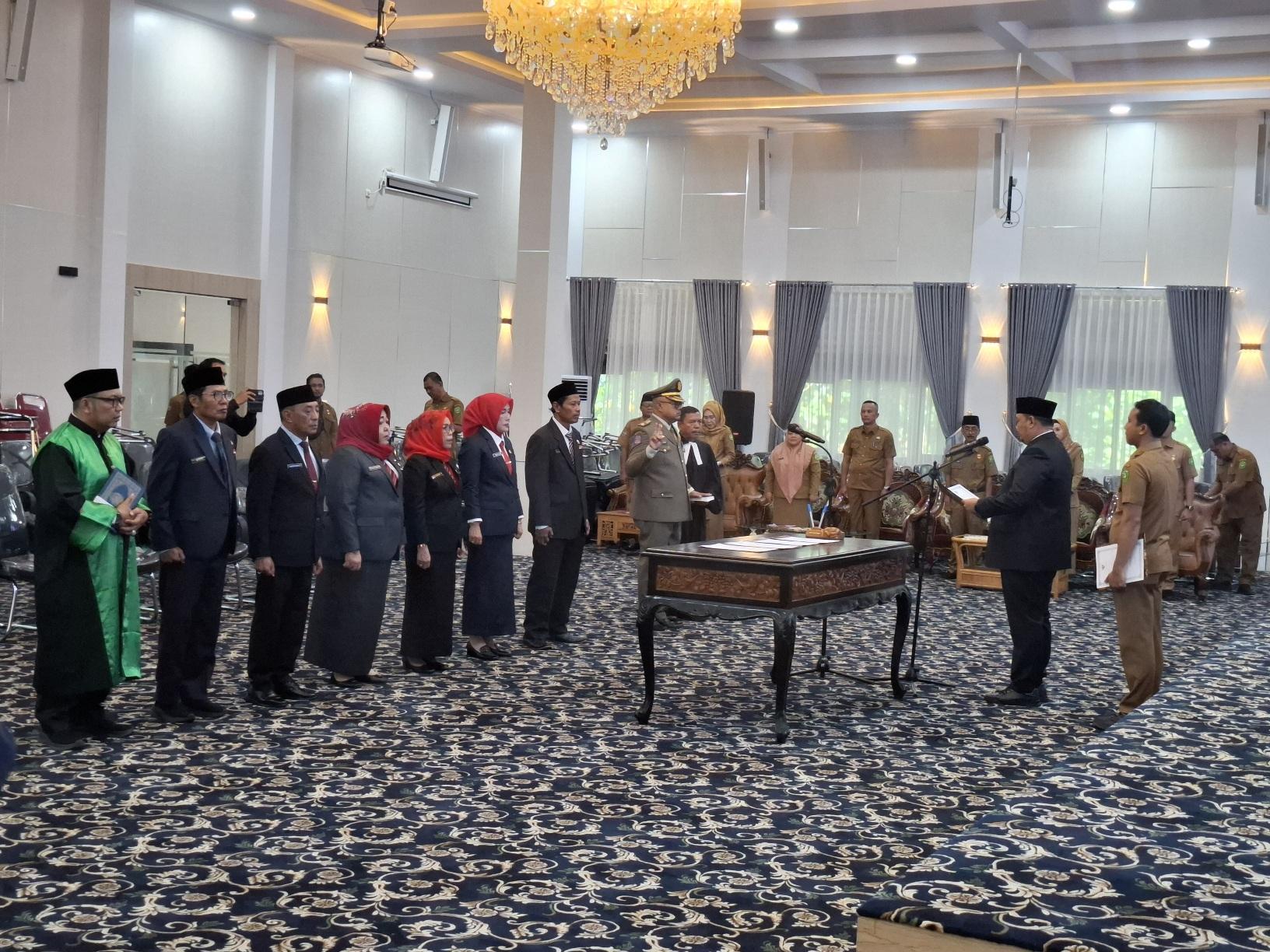 PELANTIKAN-PEJABAT-KOTA-BENGKULU.jpg