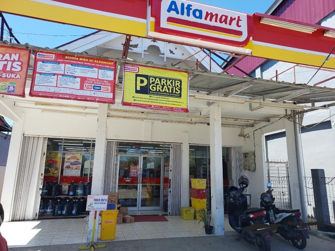 Parkir-Alfamart-Bengkulu-gratis.jpg