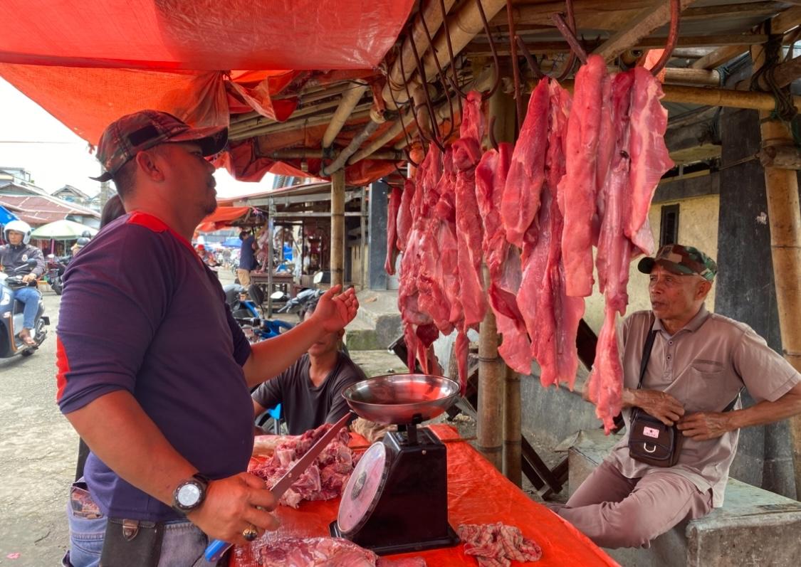 Mendekati Puasa Ramadhan, Harga Daging Sapi di Bengkulu Selatan Naik Rp150 Ribu - Rp160 Ribu per Kg
