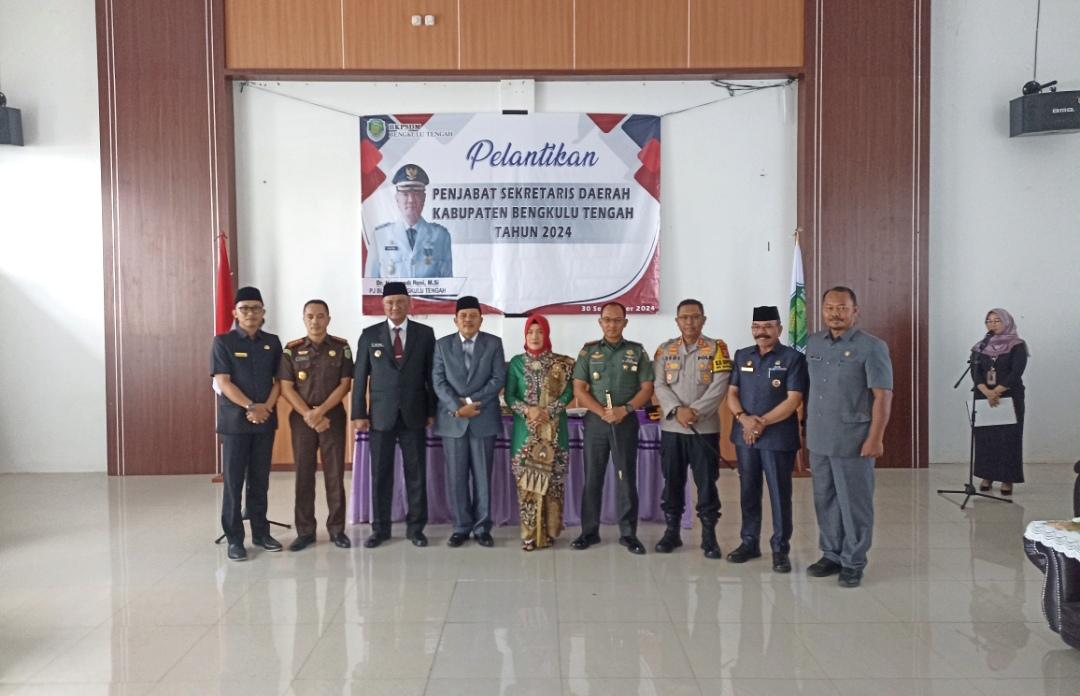 Pelantikan-pj-sekda-Bengkulu-Tengah-2024.jpg